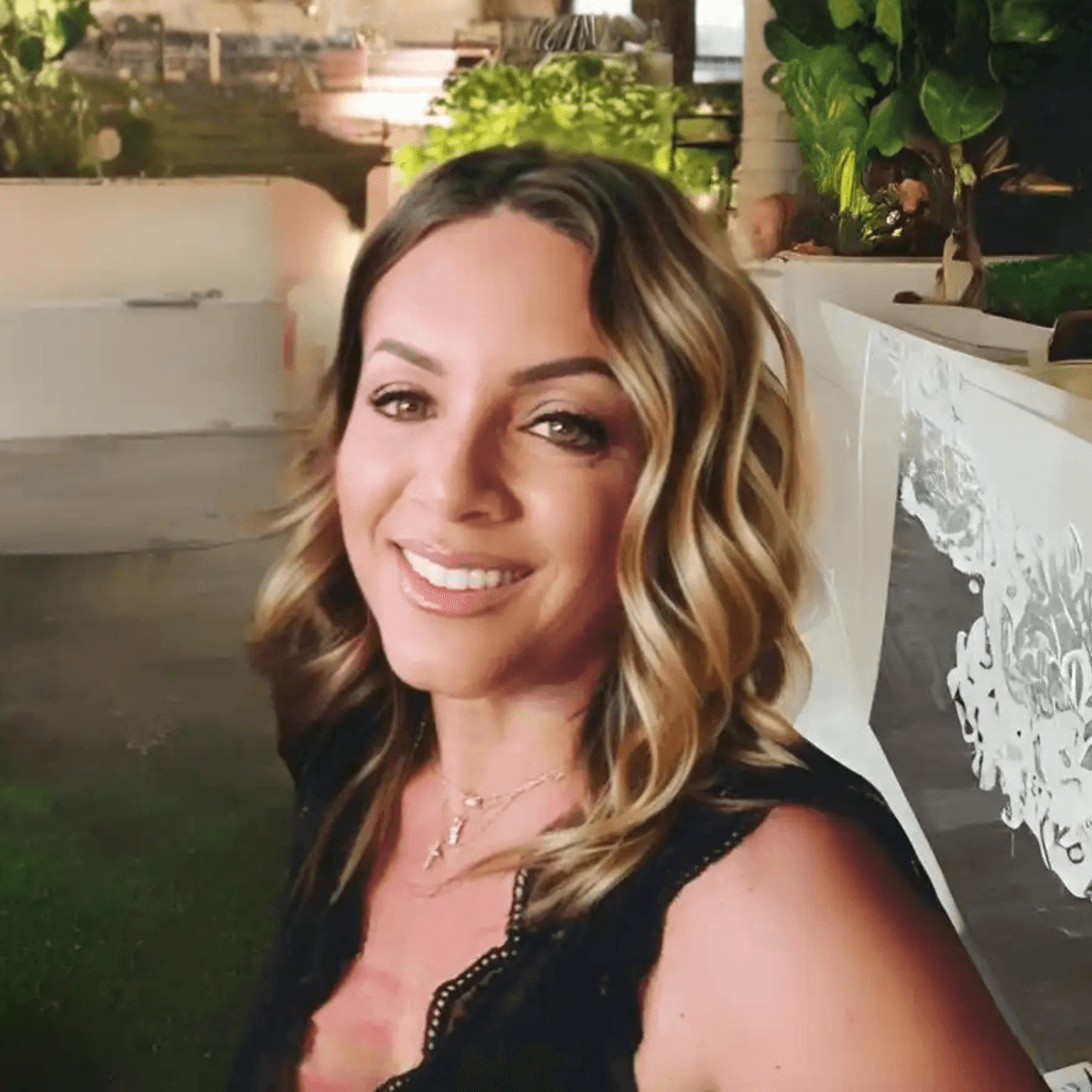 Maryann Perri creative soul and artist guide